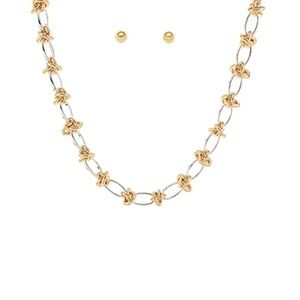 Oval & Chain Necklace Set